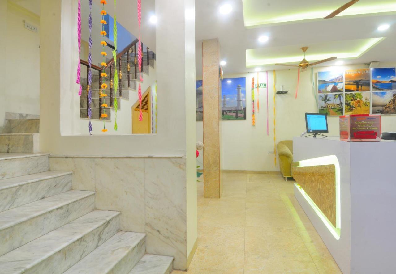 Hotel Palace Deluxe - New Delhi